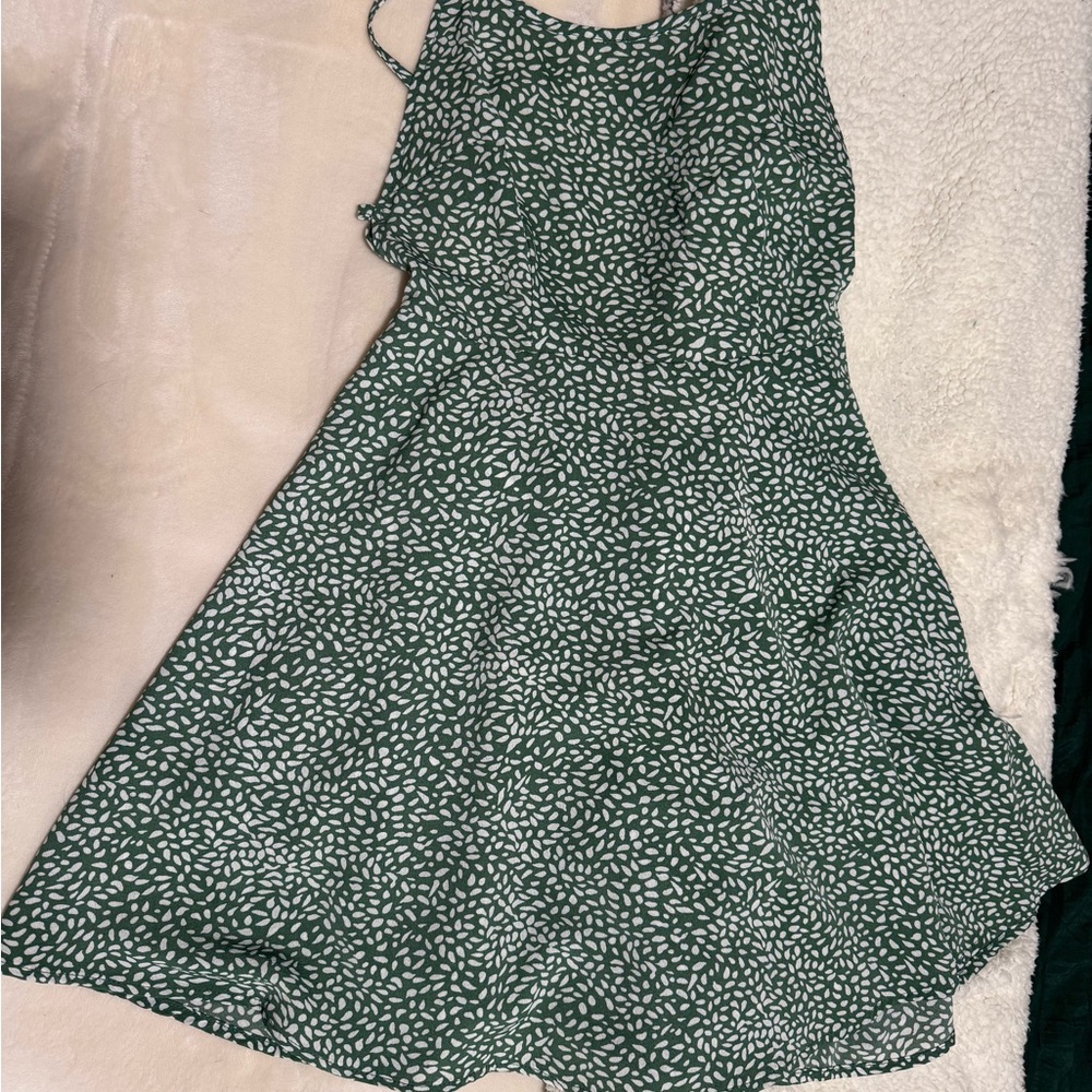 SHEIN Green Leaf Print Mini Dress